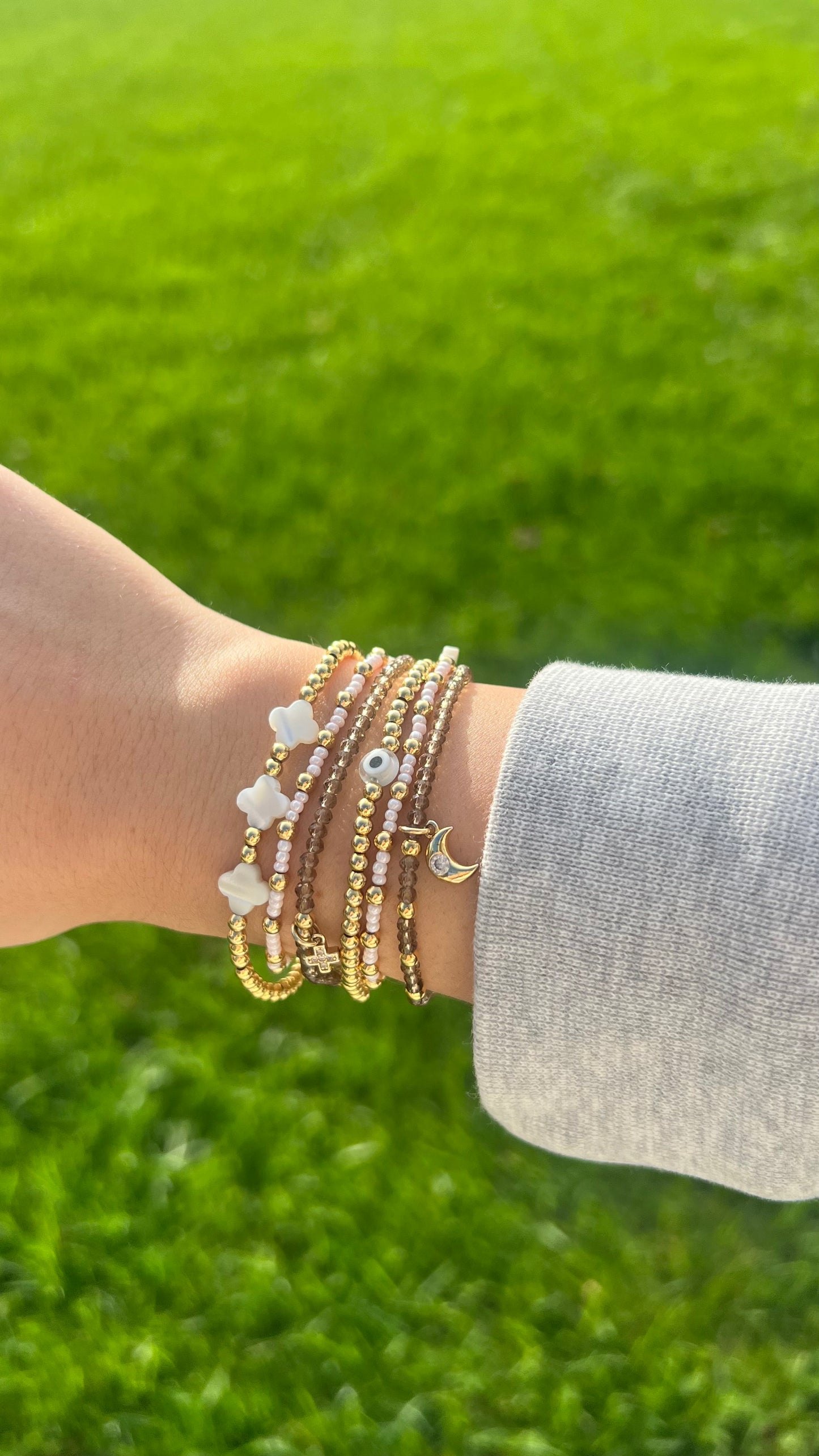 seed bead mini clover bracelet